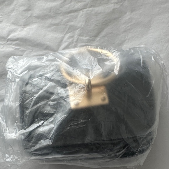 Affordable Fashion Finds Black Belt with Gold Buckle - Picture 6 of 6